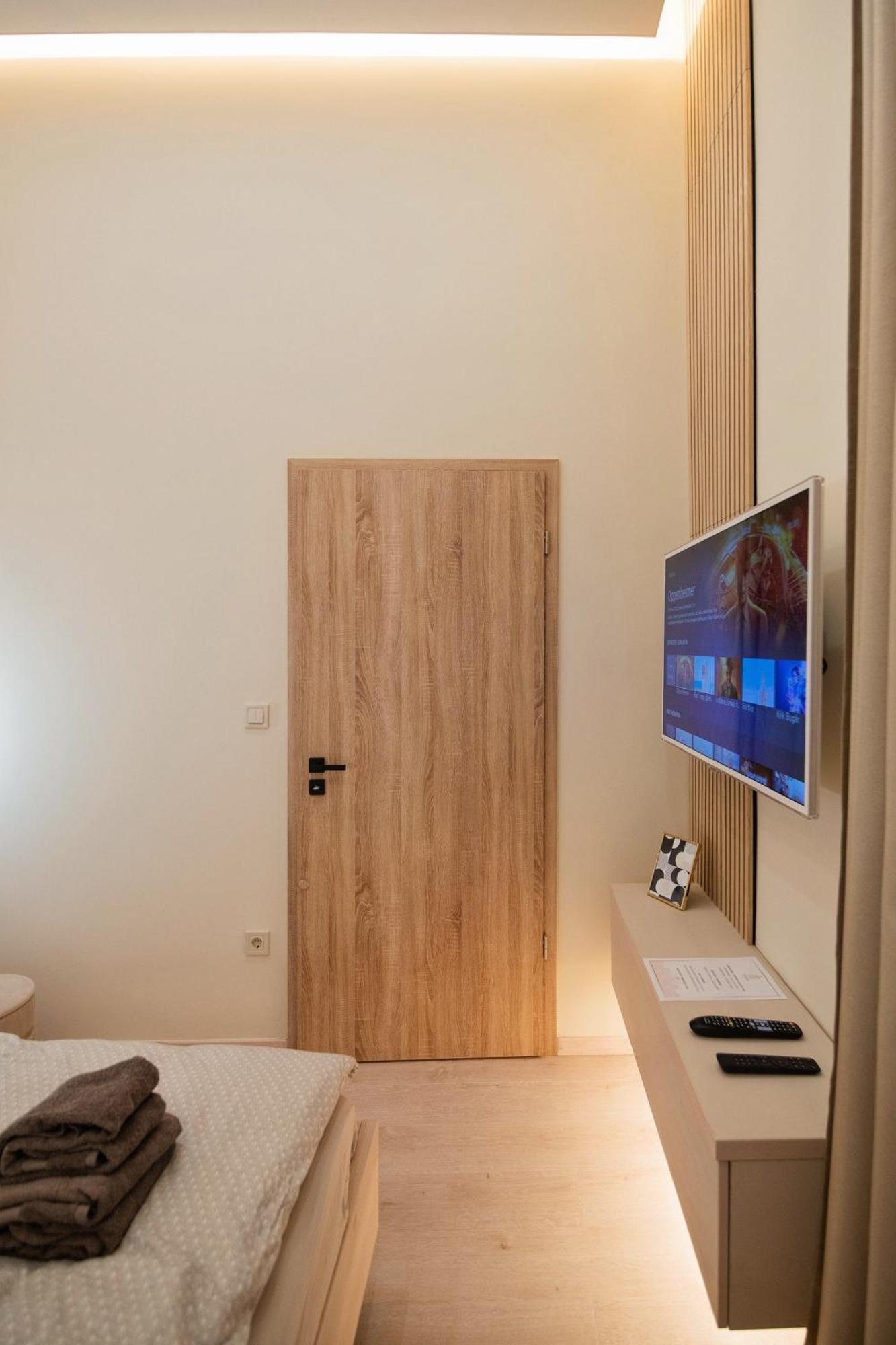Hubner Apartment Budapest Eksteriør bilde