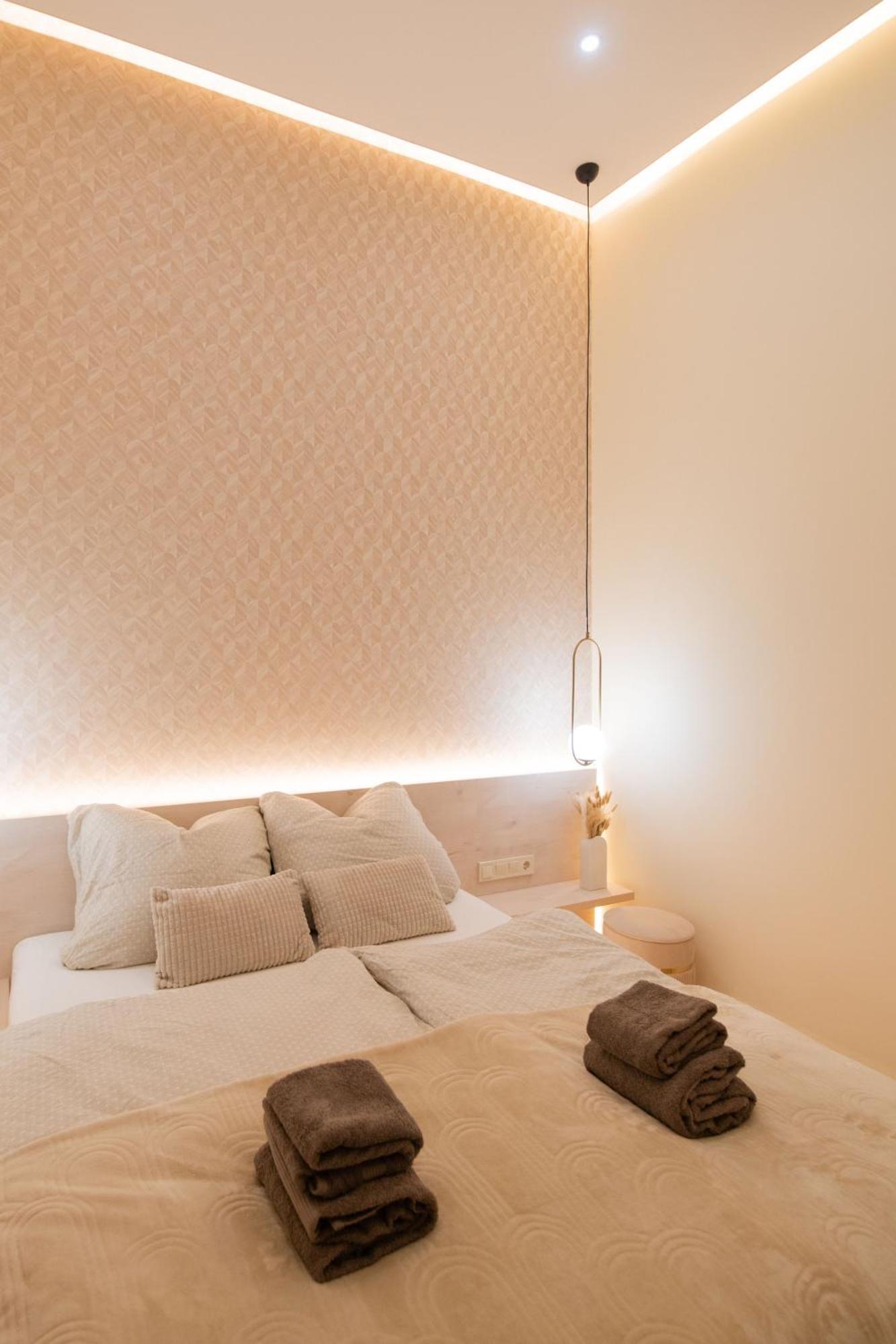 Hubner Apartment Budapest Eksteriør bilde