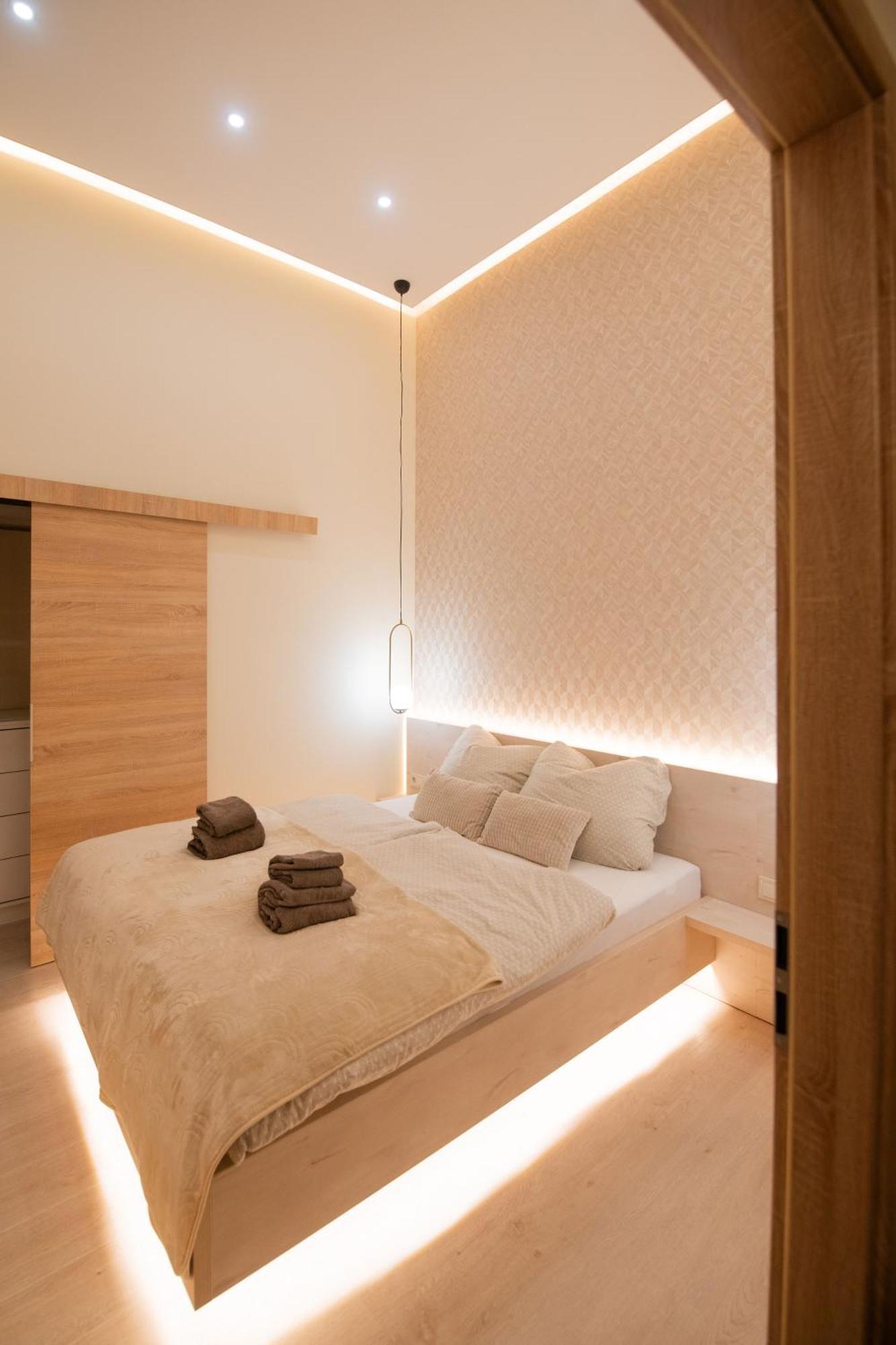Hubner Apartment Budapest Eksteriør bilde